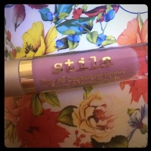 Stila liquid lipstick🛍